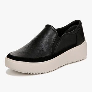 VIONIC Kearny Sneaker Black Leather Slip-On